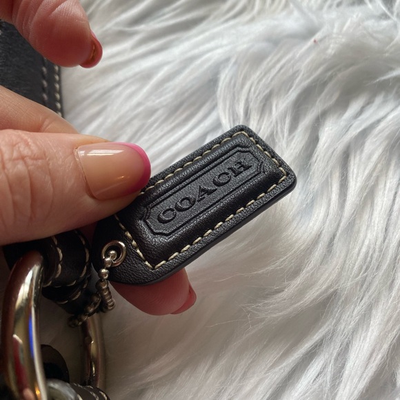 Coach Soho Shoulder Bag Burnish Tan & Brown 2 Tone Leather F10910 Vtg - Picture 16 of 16